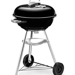Weber Compact Kettle Holzkohlegrill, Ø 47cm Grillfäche, BBQ Grill mit porzellanemaillierten Deckel & Kessel, Dreibein-Ständer & Räder, verchromter Grillrost - Schwarz (1221004)