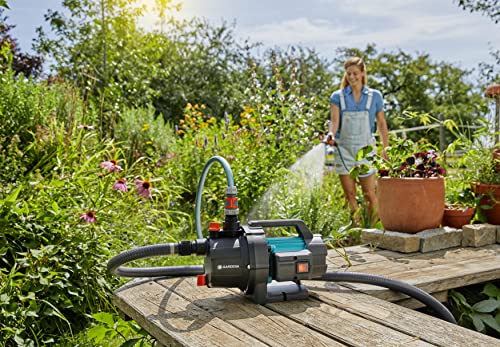 Gardena Gartenpumpe 3700/4 P Basic: Bewässerungspumpe mit 3700 l/h Fördermenge, Leistung 800 W, langlebig dank Edelstahlwelle, Kunststoffgehäuse, Regneranschluss möglich (9015-47) – Bild 3