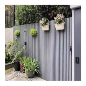 Holz Kunststoff Verbundzaun Paneele Outdoor 3D Lamellen Wandpaneel für Balkon Außenwand Dekoration Barriere Fechten