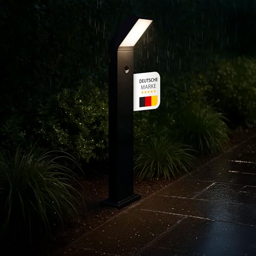 max K O M F O R T LED Standleuchte mit Bewegungsmelder – Moderne Außenleuchte schwarz aus Aluminium – IP54 Wegeleuchte warmweiß 700lm – Sicht & Sicherheit für Außenbereiche| 1504-800BM – Bild 8
