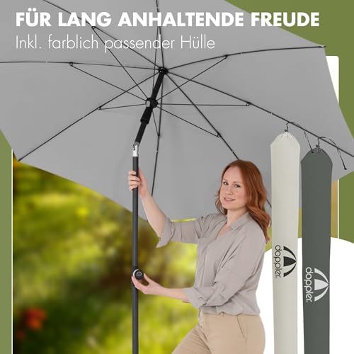 Doppler Sonnenschirm für den Garten Rethink 200cm in Hellgrau - Runder Sonnenschirm für Balkon & Terrasse - Nachhaltiger Schirm aus 100% recyceltem Polyestergewebe - Balkonsonnenschirm mit Hülle – Bild 7