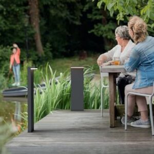 Alternative view of Philips Bustan LED Outdoor Wegeleuchte (40 W), wetterfeste Gartenbeleuchtung mit warmweißem Licht, energiesparende LED Beleuchtung, anthrazit, Warmweiß
