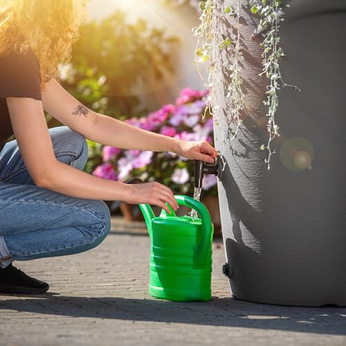 KADAX Regentonne aus Kunststoff 210 L, Regenwassertank mit Wasserhahn, Pflanzschale und Deckel, Dekorativer Regentank, Frostsicheres Regenfass – Bild 5