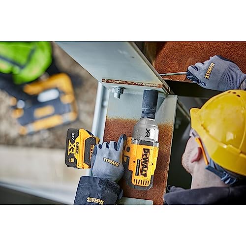 DEWALT XR Akku-Schlagschrauber DCF900P2T (18V, ½ Zoll Außenvierkant-Aufnahme mit Spreng- bzw. HOG-Ring, 1.396 Nm Anzugsmoment & 1.898 Nm Lösemoment, inkl. 2x 5.0Ah Akkus, Ladegerät & T-STAK Box) – Bild 3