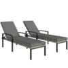 Outsunny 2er Set Sonnenliege Polyrattan Gartenliege mit 5-Fach verstellbar Rückenlehne abnehmbar Auflage, wetterfest Outdoor Liegestuhl bis 120kg Gartenmöbel Relaxliege für Garten Pool Strand Hellgrau