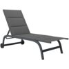Outsunny Sonnenliege Atmungsaktive Gartenliege mit 6-Fach Verstellbar Rückenlehne Rädern Aluminiumrahmen, gepolsterter Liegestuhl bis 120 kg Relaxliege Gartenmöbel für Garten Terrasse Pool Dunkelgrau